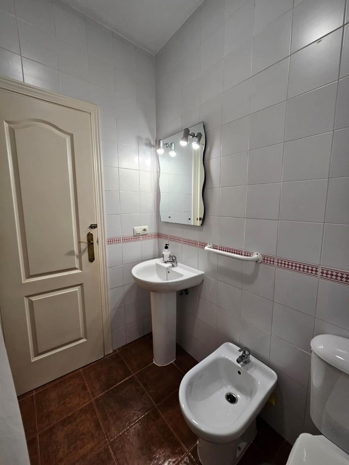 Villa De Ислантила Екстериор снимка