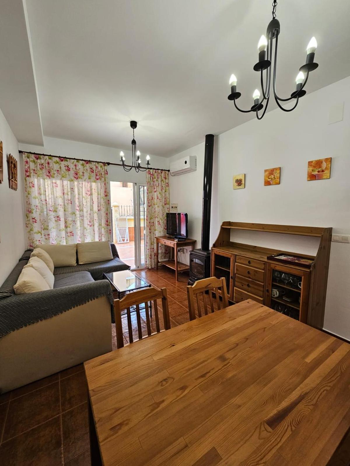 Villa De Ислантила Екстериор снимка